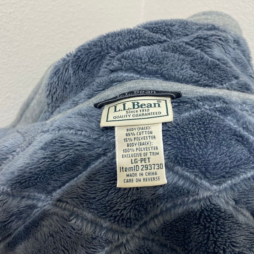 L.L. Bean Women's Faux Fur Lined Quilted Grey Coat Jacket Size Large - Picture 8 of 9